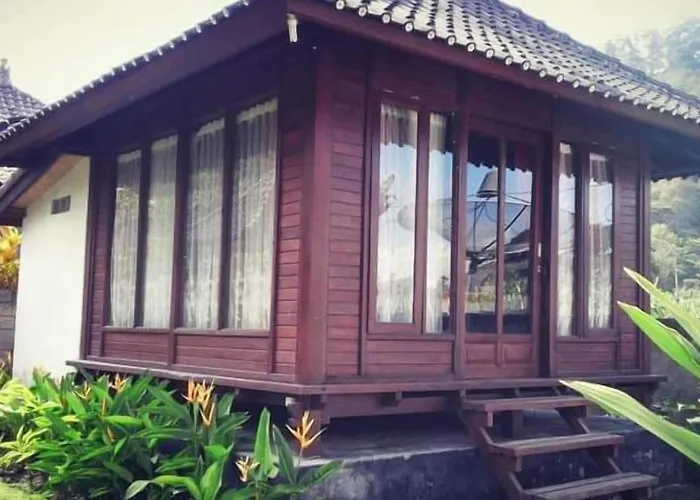 Astradana & Glamping 2*