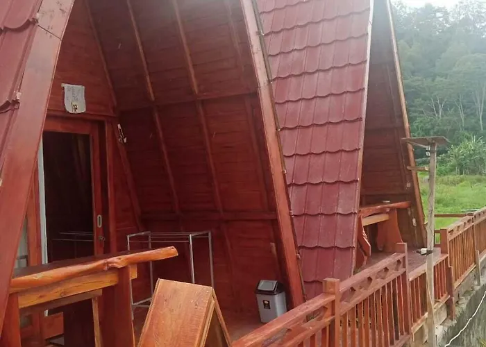 Astradana & Glamping منتزه العطل 2*